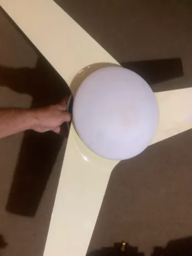 ventilador de teto da marca Ventisol, modelo Vórtice LED,.