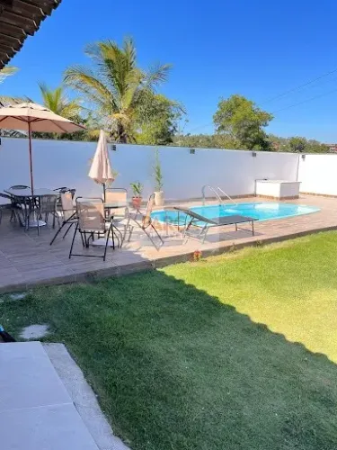 Casa à venda em Praia Grande, Fundão: 4 suítes, 300m²