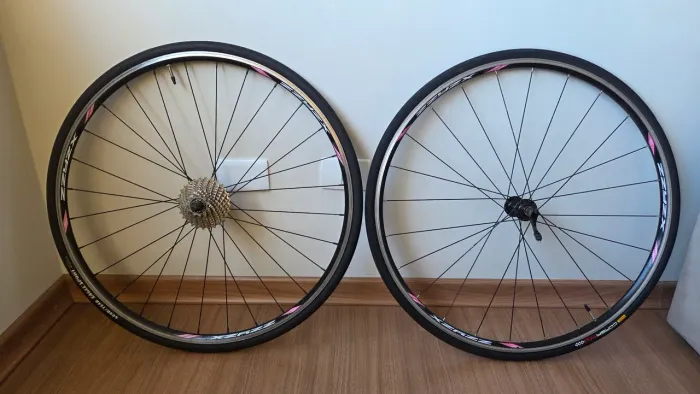Rodas Speed ZZYZX Corratec + Shimano 105 11v + Pneus Goodyear/Pirelli