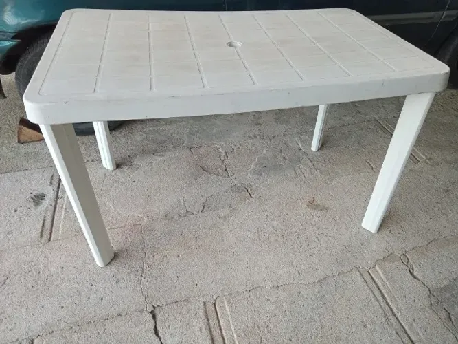 Mesa Plástica Retangular Reforçada