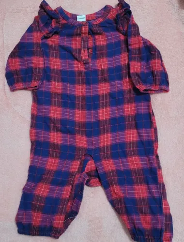 Macacão menina baby gap