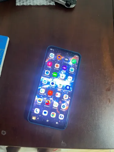 Moto g84