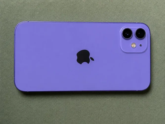 iPhone 12