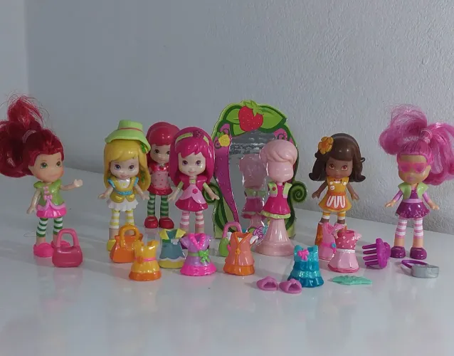 Mini bonecas Moranguinho