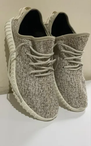 LINDO TÊNIS YEEZY BEGE N43 - MASC (NOVÍSSIMO)