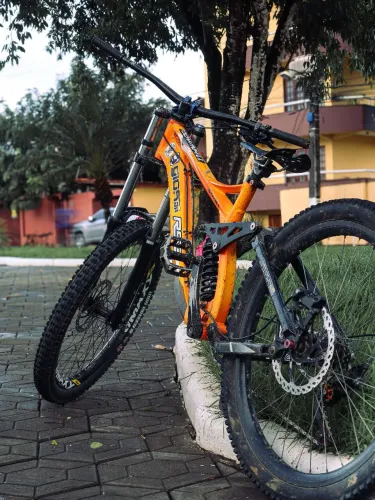 Bike downhill completa