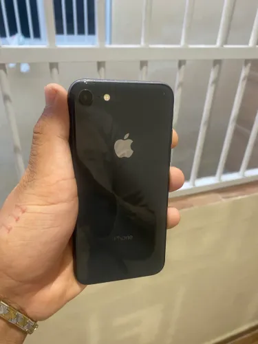 iPhone 8 64GB