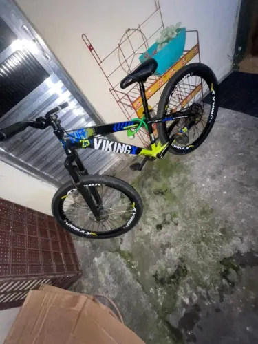 BICICLETA VikingXTuff25 ARO 26 - SINGLE SPEED COM ESTICADOR DE CORRENTE