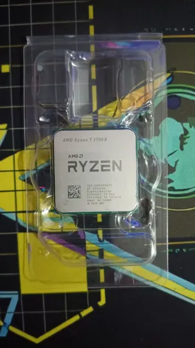 Vendo Ryzen 7 3700X