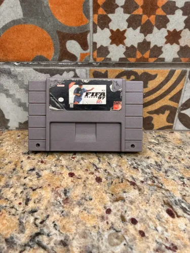 Cartucho Nintendo - FIFA 97 sem testes