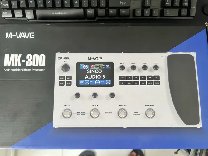 Pedaleira MK300