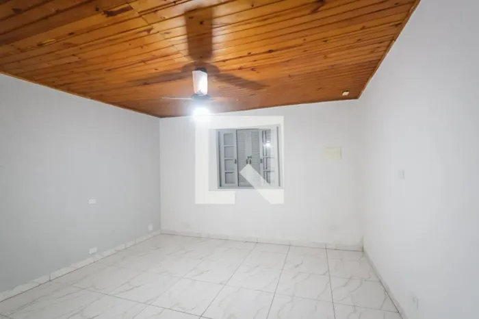 Casa à Venda - Vila Sônia, 2 Quartos, 45 m2