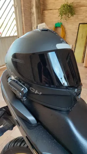 Capacete Race Tech Hit Viseira Fumê + Cristal e Fone Instalado (Acompanha Balaclava)
