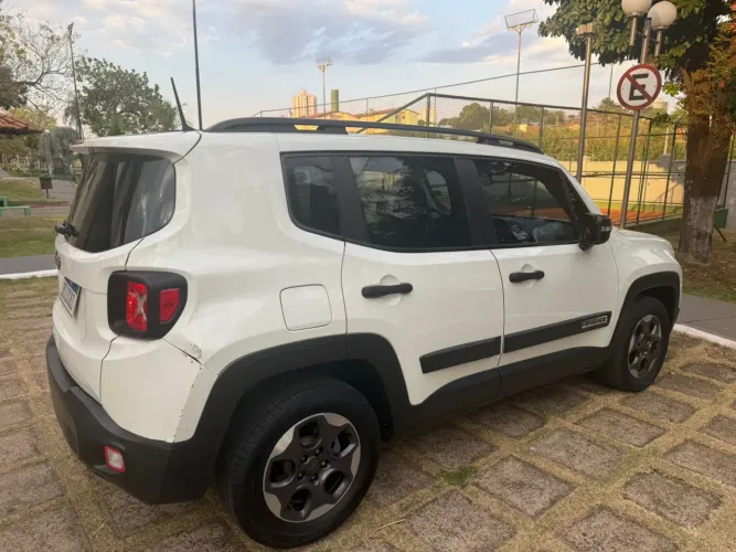 Jeep Renegade 1.8 4X2 Flex 16V Aut. 2021