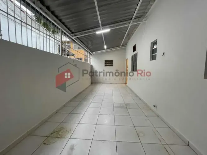 Casa com 2 quartos - toda reformada