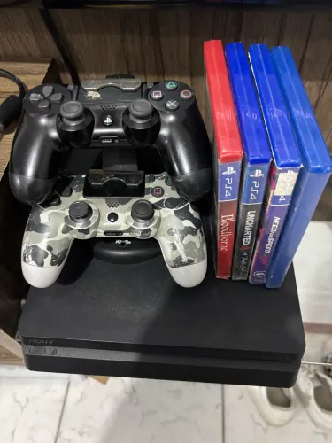 PS4 slim  completo controles jogos 
