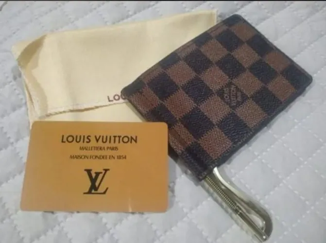 Carteira Louis Vuitton