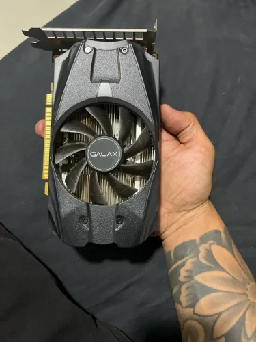 Placa de vídeo gigabyte galax 1050