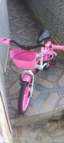 Bicicleta infantil em ótimo estado,pouco uso .