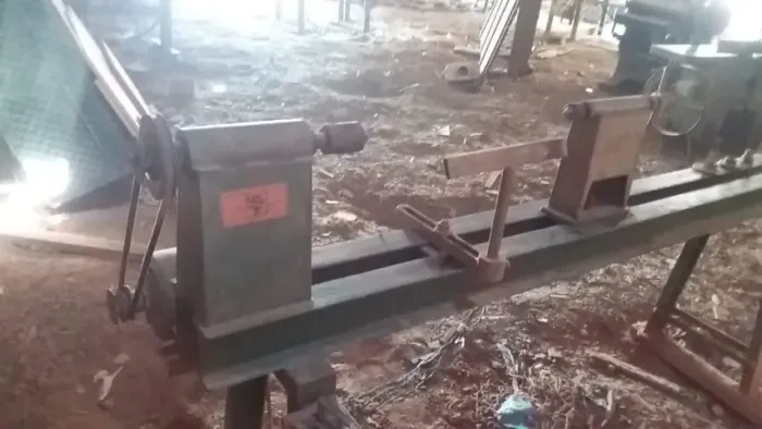 Torno para madeira 