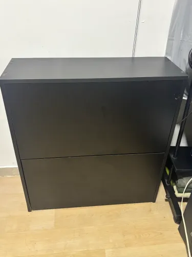 Sapateira empilhavel duas portas basculante TokStok A-77cmXC-71,5cmXP-25cm