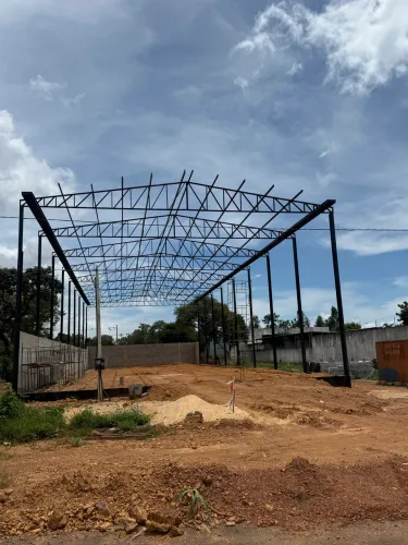 Vendo Galpão na Avenida Lo 21,QD 903 Sul