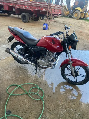 Vendo fan 150 ano 2011 valor 10.00