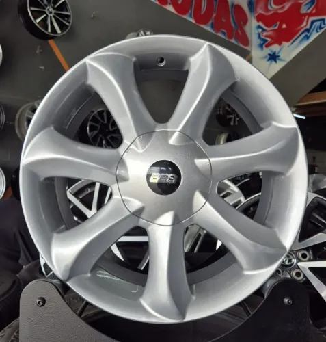 Jogo de rodas Santorini aro 17 4x100 e 4x108