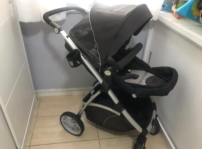 Carrinho Dzieco + bebê conforto