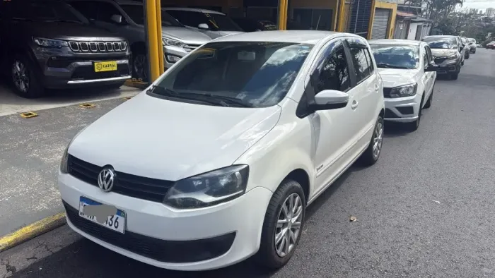 Volkswagen Fox 1.0 MI Total Flex 8V 5P 2013