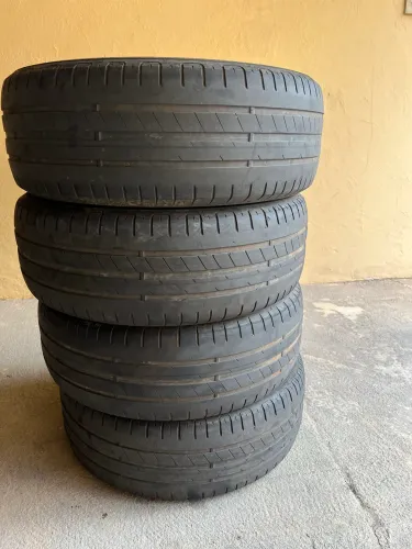 4 Pneus 195 55 16 meia Goodyear EficientGrip meia vida