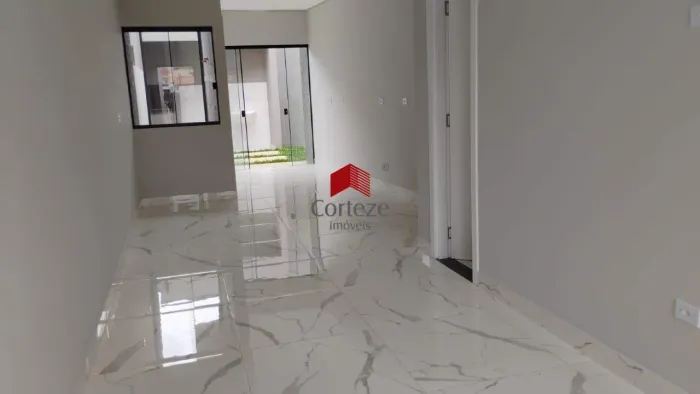Sobrado com 77,14m² 2 quartos, à venda, no bairro Pinheirinho em Curitiba