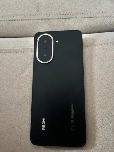 Celular novo conservado