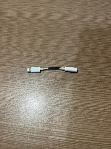 Adaptador Lightning para fone de ouvido (P2) - Iphone - Apple