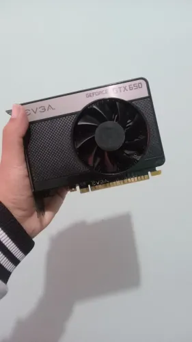 Placa de video Nvidia Geforce gtx 650 2gb GDDR5