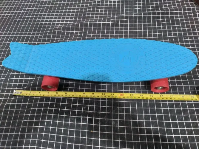 Skate Hotwells Azul 48 Centímetros 