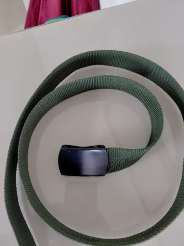 Cinto vo com fivela preta