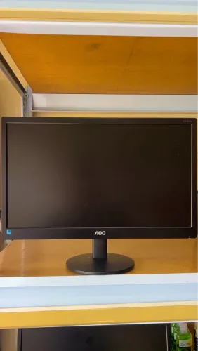 Monitor AOC 18,5?