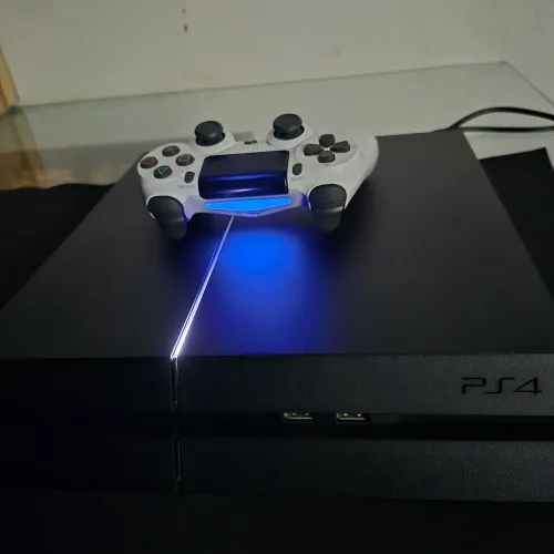 PS4 - 500 GB