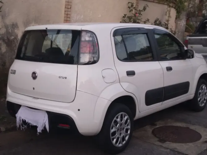 Fiat Uno Drive 1.0 Flex 6V 5P 2018