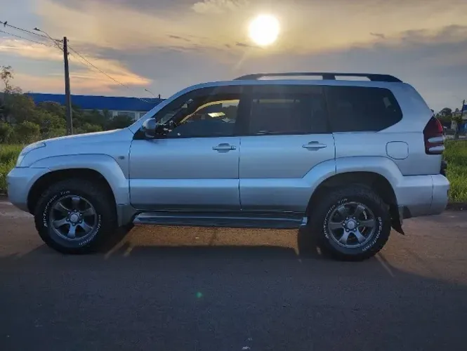 Toyota Land Cruiser Prado 3.0 4X4 TB Diesel AUT 2006