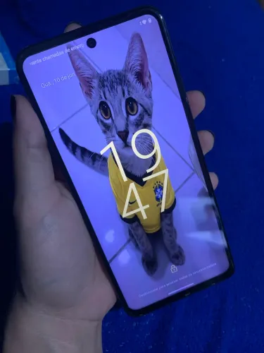 Motorola moto g14 lilás