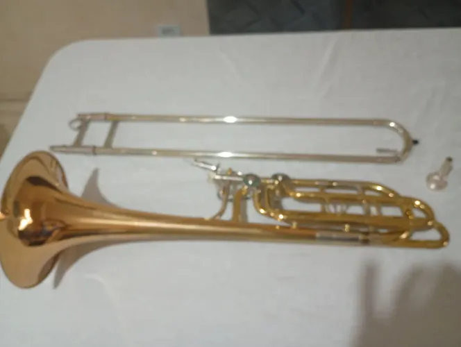 Trombone baixo Magnum (Quasar)