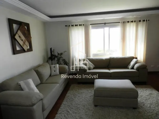 Apartamento no Condomínio Santa Helena em Aclimação com 115m² 3 dormitórios 1 suíte 1 vaga