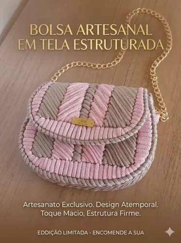 Bolsa artesanal estruturada em tela
