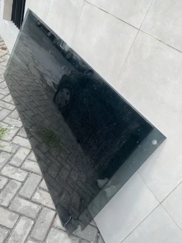 2 Porta de vidro