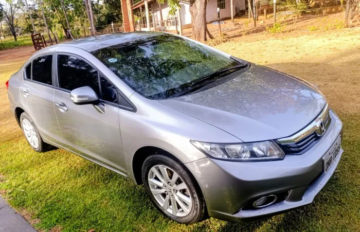 Honda Civic Sedan LXR 2.0 Flexone 16V Aut. 4P 2014