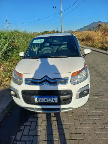 Citroen C3 Picasso GLX 1.5 Flex 8V 5P Mec. 2014