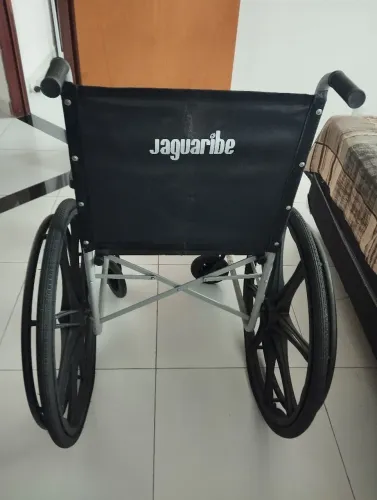 Excelente Cadeira de rodas