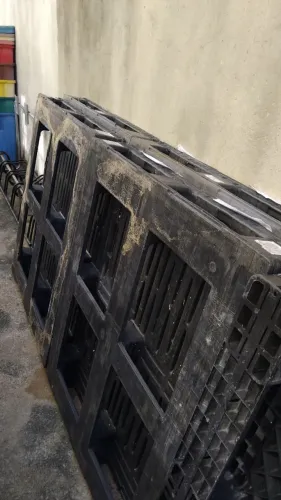 8 Paletes de plástico reforçado